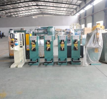 Su geçirmez pedal nokta kaynak makinesi 25KVA Ayakla çalışan nokta kaynak makinesi