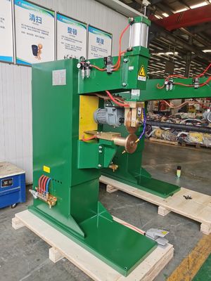Su tankı yatay tip uzunlamalı dikiş kaynakçı yan dikiş kaynak makinesi