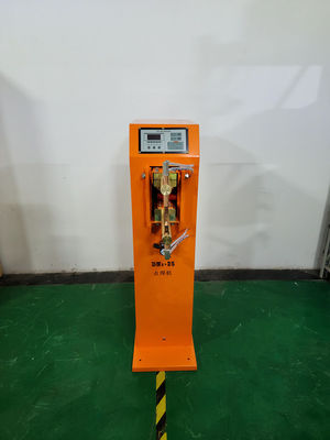 Küçük Boyutlu Endüstriyel Pnömatik AC Nokta Kaynak Makinesi 25 Kva Çelik için